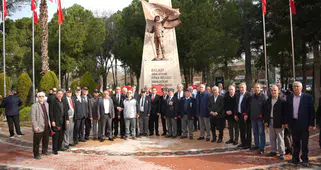 Torbalı’da Çanakkale Zaferi’nin 111. yılı çelenk töreniyle anıldı