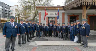 Başkan Tugay'dan şehit aileleri ve gazilere bayram ziyareti
