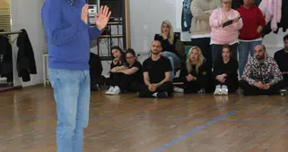 EÜ’den  “Beden, Mekan ve Sorumluluk: Sahne Üzerinden Sahne Arkasına” söyleşisi