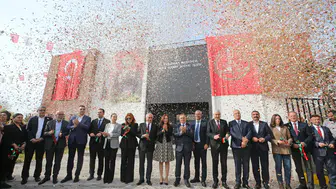 Karşıyaka’da görkemli açılış: Zübeyde Hanım Sosyal Tesisi hizmette!