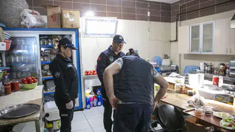 Güzelbahçe zabıtasından restoranlara sıkı denetim