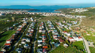 Seferihisar Belediyesi’nden “Kaçak Yapı” uyarısı, hobi bahçeleri yıkılıyor