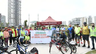 Çiğli’de İklim Mesajı: Bisiklet Turu ve Çevre Temizliği