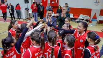 Bayraklı’da Yarıyıl Tatilinde Spor Coşkusu