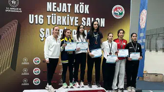 Karşıyaka’nın genç atleti Türkiye’nin zirvesinde!