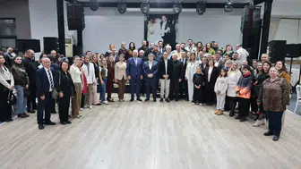 Başkan Pehlivan'dan öğretmen ve sağlık çalışanlarına vefa