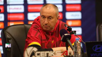 Stoilov'dan sert eleştiri: Sahadaki görüntü Göztepe'nin kimliğini yansıtmıyor