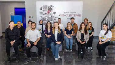 Başkan Mutlu Ferdi Zeyrek Gençlik Merkezi’nde gençlerle buluştu