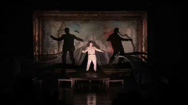 İzmir Şehir Tiyatroları yeni yol arkadaşları arıyor