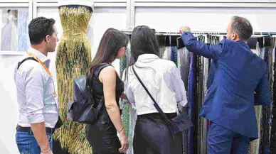 İzmir’in üç fuarı tekstil sektörüne güç verdi