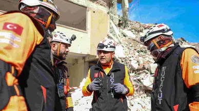 İzmir depreminin yıl dönümünde Buca Belediyesi'ne teşekkür belgesi