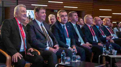 Başkan Tugay: Maalesef sağlık sistemimiz hasta