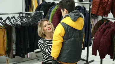 Konak’ın Giysi Market’inde Kış Dayanışması