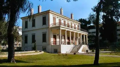 İzmir’in “Perili” Köşkü: Hem Tarihi Hem Efsanevi Bir Yolculuk