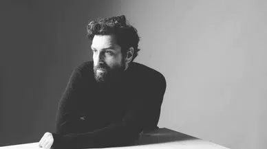 Aytek Şayan, İnci Taneleri dizisine polis Veli karakteriyle dahi oldu