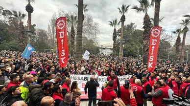 İzmir'de Belediye Çalışanlarından Eylem Devam Ediyor!