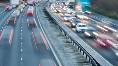 İzmir, Trafik Yoğunluğunda Avrupa'nın Önde Gelen Şehirlerini Geride Bıraktı