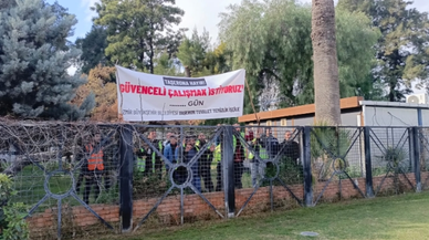 İZENERJİ İşçileri, CHP Lideri Özgür Özel'e Mektup Vererek Taleplerini İletti