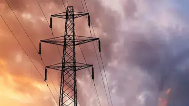 İzmir'de 2 Ocak Elektrik Kesintileri: 7 İlçe Etkilenecek