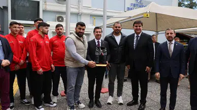 Muğla Belediye Başkanı Fethiye'de Çalışmaları İnceledi ve Muhtarlarla Buluştu