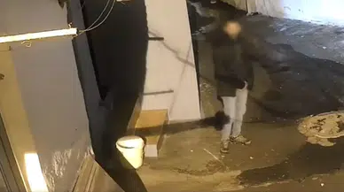 Menemen’de iğrenç olay: Mastürbasyon yapan sapık yakalandı