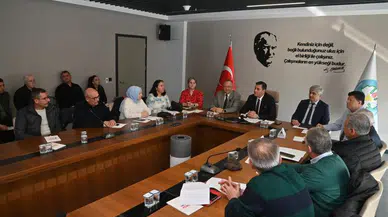 Manisa Büyükşehir Belediyesi Arıcılıkla İlgili Üreticilerle Toplantı Düzenledi