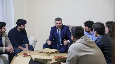 Buca Belediye Başkanı Görkem Duman, Öğrenci Evine Konuk Oldu