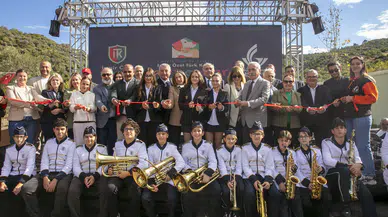 Güzelbahçe Can Dostlar Yaşam Merkezi Açıldı