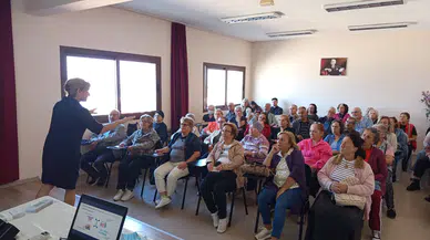 Konak’ın İleri Yaş Merkezi’nde seminerler devam ediyor