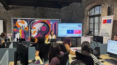 Büyükşehir’den gençlere “Canva” eğitimi