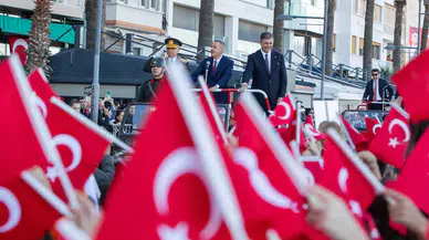 Başkan Tugay: Kimse bu ülkeyi demokrasiden uzaklaştırmaya kalkmasın