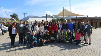 İzmirli Turist Rehberlerinden Efes Tarlası Yaşam Köyü’ne Eğitim Ziyareti