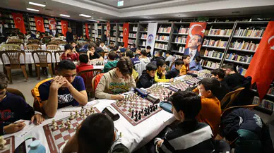 Efes Selçuk’ta “Ataya Saygı” Satranç Turnuvası Başladı