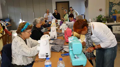 EFES SELÇUK’TA KADINLAR DİKİŞ ATÖLYESİNDE BULUŞTU