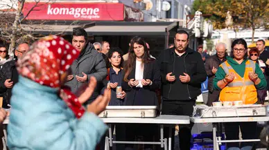 Çeşme’de Gülşah Durbay için hayır yemeği dağıtıldı