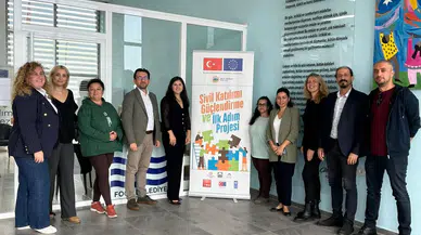 Foça’da “Sivil Katılımı Güçlendirme ve İlk Adım Projesi” Tamamlanıyor: Gençler, STK’lar ve Kamu Bir Araya Geliyor