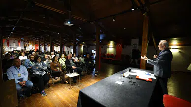 Efes Selçuk’ta Felsefe Günleri: Demokrasi Ve Adalet Felsefe Işığında Tartışıldı