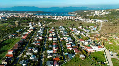 Seferihisar Belediyesi’nden “Kaçak Yapı” uyarısı, hobi bahçeleri yıkılıyor