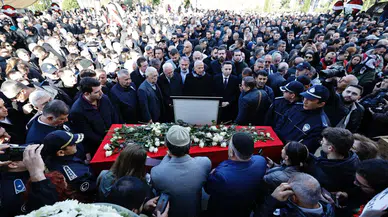 Manisa’nın ilk kadın belediye başkanı Gülşah Durbay son yolculuğuna uğurlanıyor