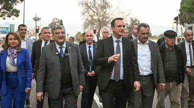 Bornova'da Yol ve Kavşak Açılışı Yapıldı: Okullar İçin Güvenli Geçiş Sağlandı