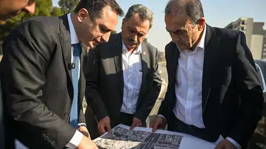 Bornova Belediye Başkanı Ömer Eşki, CHP'li Yıldır ile Yol Çalışmalarını İnceledi