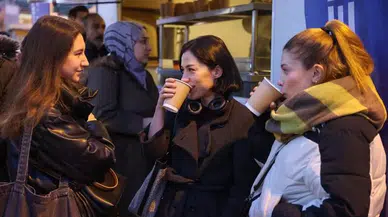 Buca Belediyesi, Sıcak Çorba İkramıyla Vatandaşlardan Tam Not Aldı