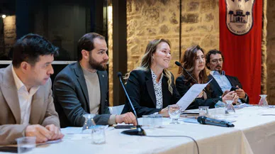 Havra Sokağı’nda Dev Değişim! Başkan Mutlu’dan Esnafa Hijyen ve Kalite Sözü