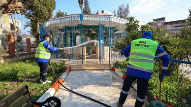 Buca’da Ramazan Temizliği! Camilerde Kapsamlı Dezenfekte Çalışması