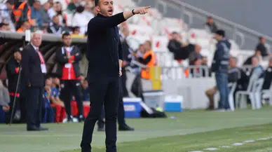 Altay'da Kriz Büyüyor