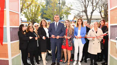 Çiğli'de Kadın El Emeği Sokağı Açıldı: Neslican Tay'ın Adı Verildi!