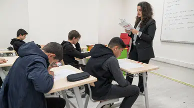 İzmir'de Öğrencilere Ücretsiz Sınav Desteği: LGS ve TYT Hazırlığı Artık Daha Kolay!