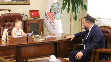 9 Yaşındaki Esila Başkanlık Koltuğunda Hayalini Dile Getirdi
