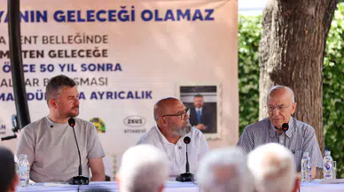 Buca’da 50 Yıl Arayla Aynı Koltuğa Oturan İki Başkan Bir Araya Geldi
