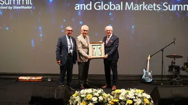 DÜNYA DEMİR ÇELİK SEKTÖRÜ İZMİR’DE BİR ARAYA GELDİ